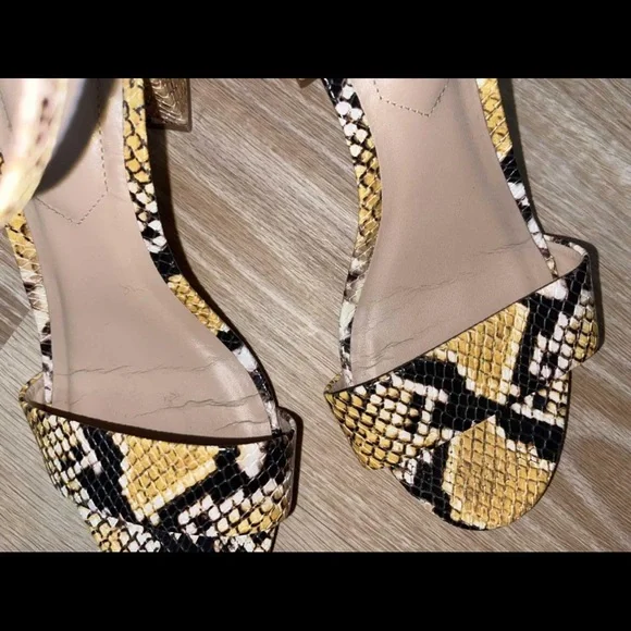 Aldo snakeskin printed sandal heels - Picture 3 of 5